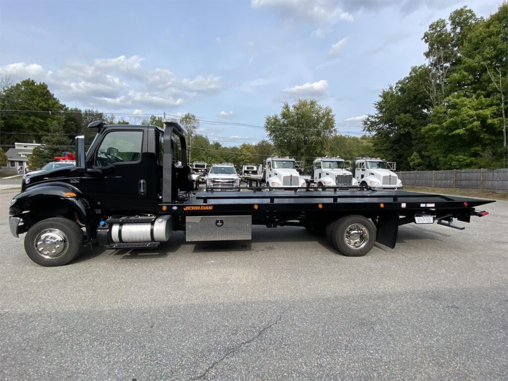 2022 INTERNATIONAL MV new tow trucks for sale